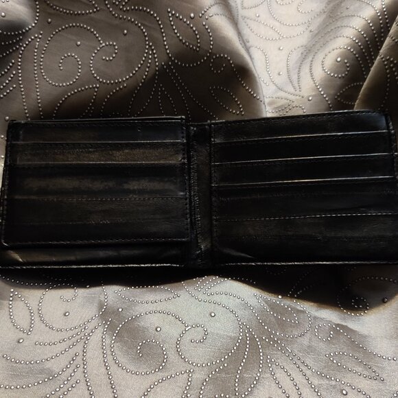 Genuine Eel Skin Black Pocket Bifold Wallet – Slim Design, 6 Card Slots - Picture 4 of 12